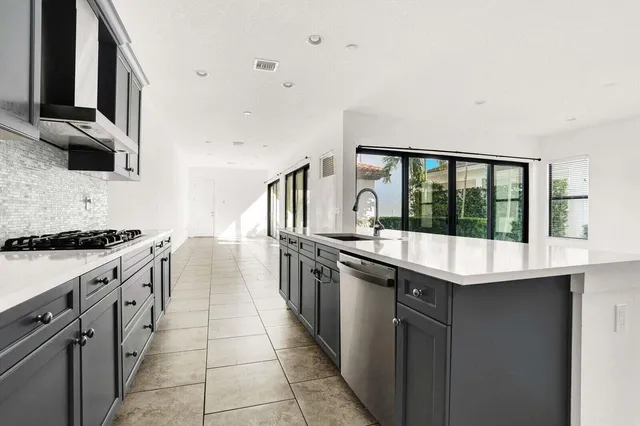 $7,500 | 13628 Dumont Road, Palm Beach Gardens, FL 33418