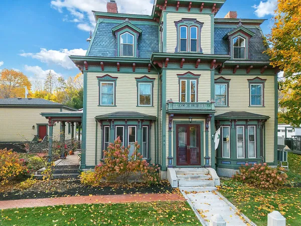 $325,000 | 15 Middle Street, Unit 3, Hallowell, ME 04347