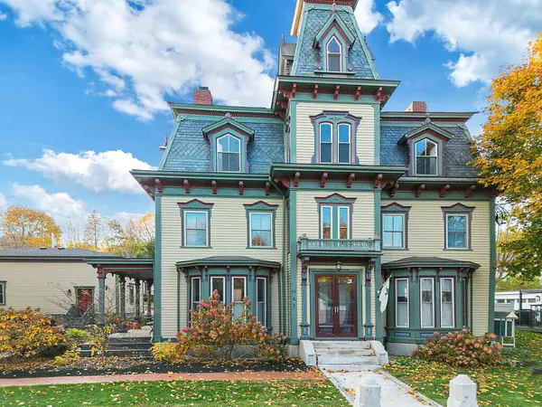 $325,000 | 15 Middle Street, Unit 3, Hallowell, ME 04347