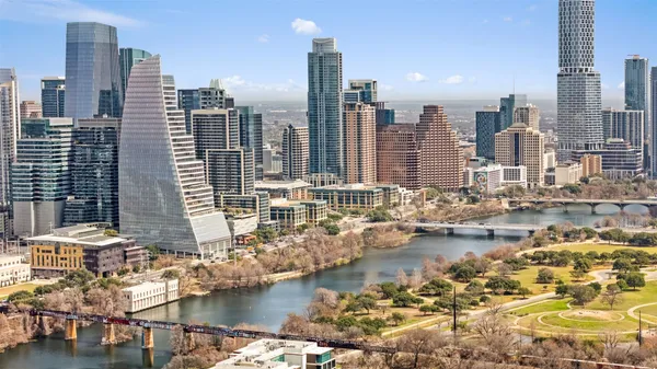 $1,250,000 | 1529 Barton Springs Road, Unit 2, Austin, TX 78704