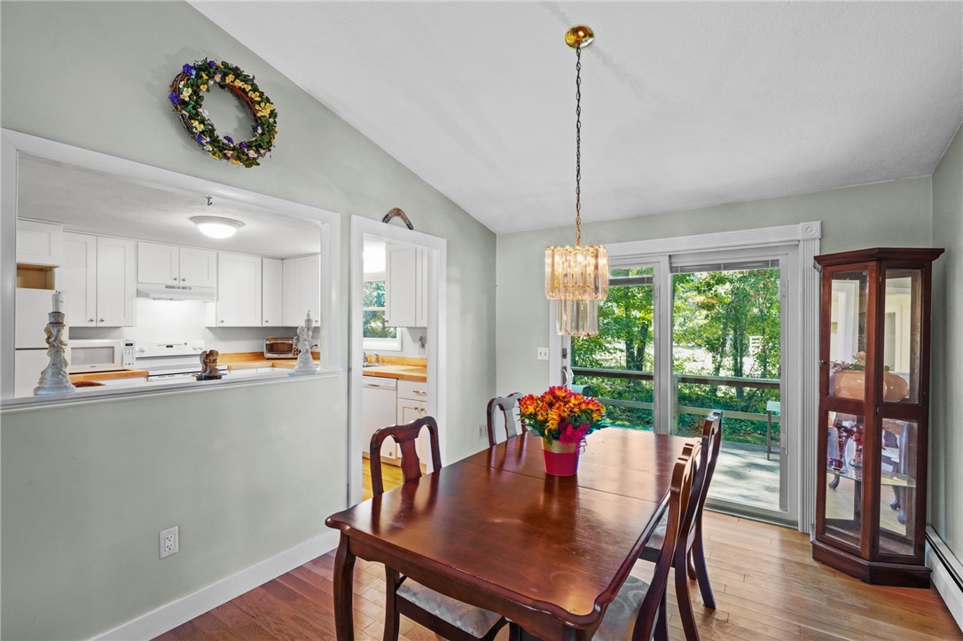 302 Old County Road Smithfield, RI 02917 - Photo 13 of 40