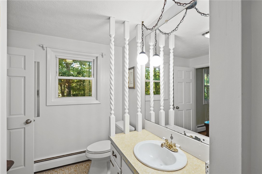 302 Old County Road Smithfield, RI 02917 - Photo 29 of 40