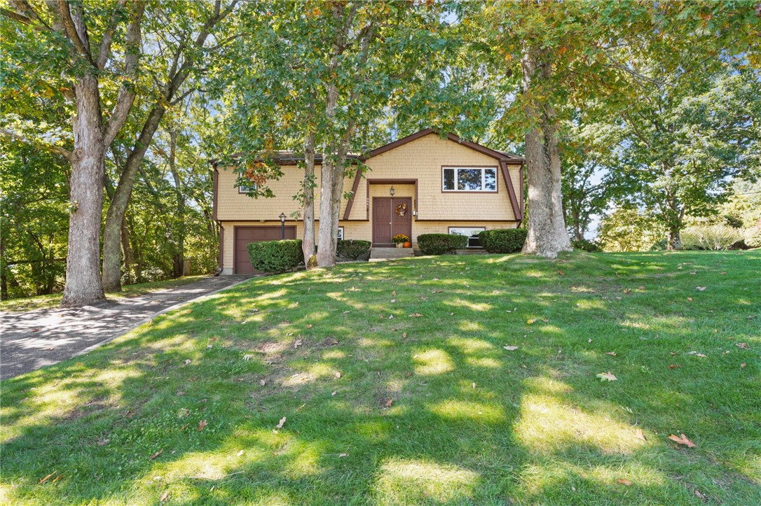 302 Old County Road Smithfield, RI 02917 - Photo 4 of 40