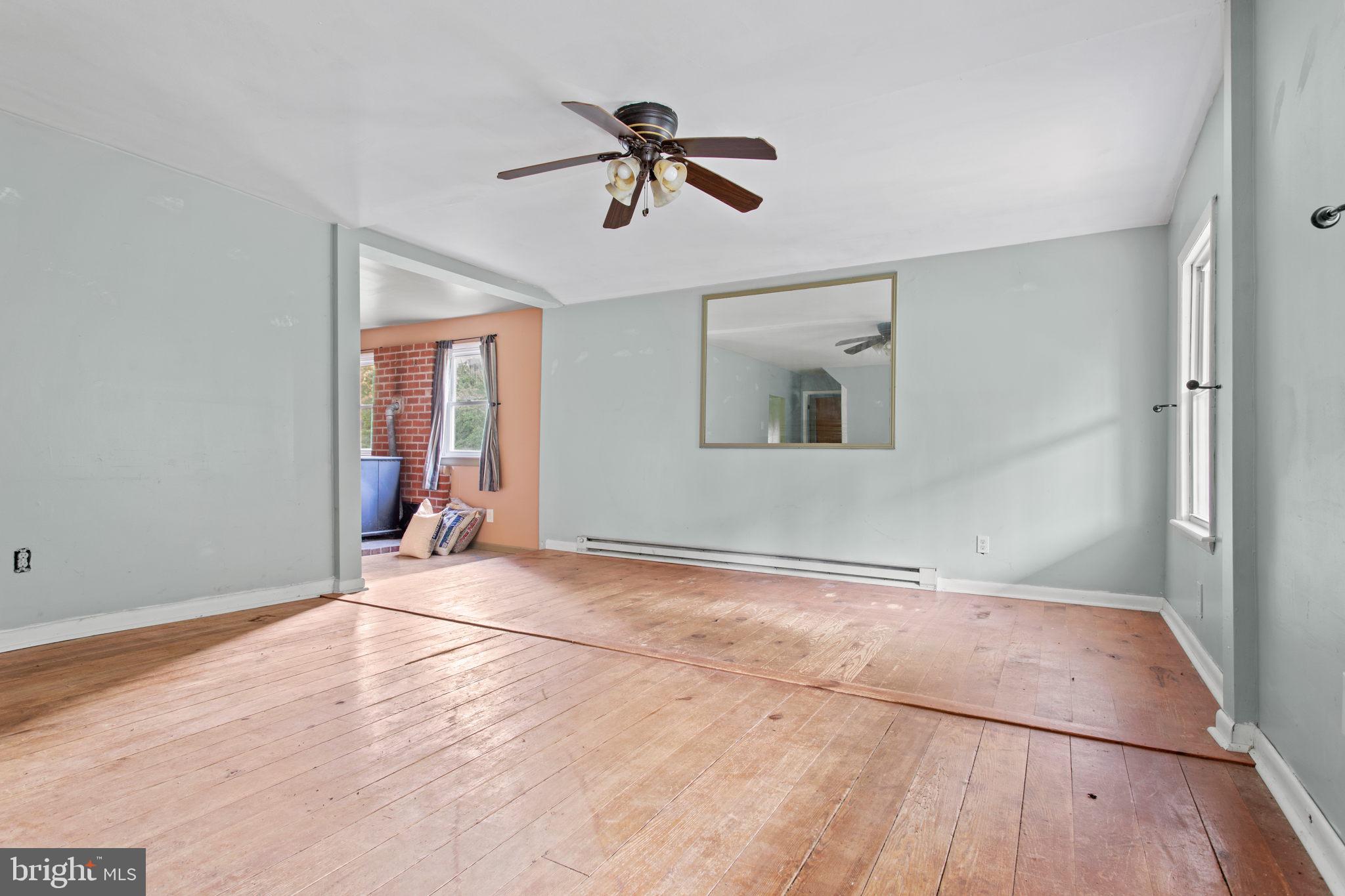 13943 Rockdale Road Clear Spring, MD 21722 - Photo 8 of 43 Gallery Image 8