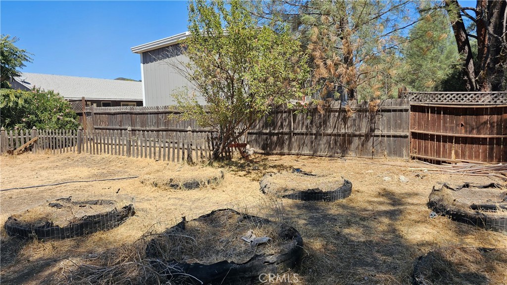 2240 Spring Valley Road Clearlake Oaks, CA 95423 - Photo 25 of 26 Gallery Image 25