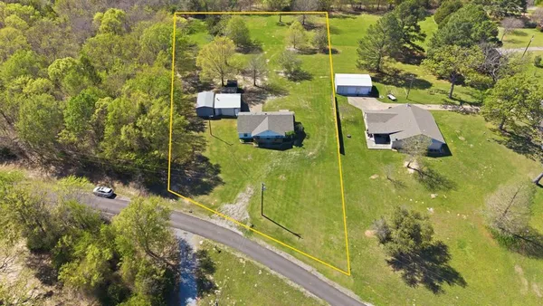 $350,000 | 619 County Road 3350, Emory, TX 75440