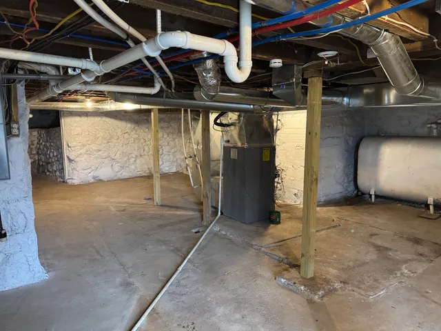 $370,000 | 10531 Wood Road, North Adams, MI 49262