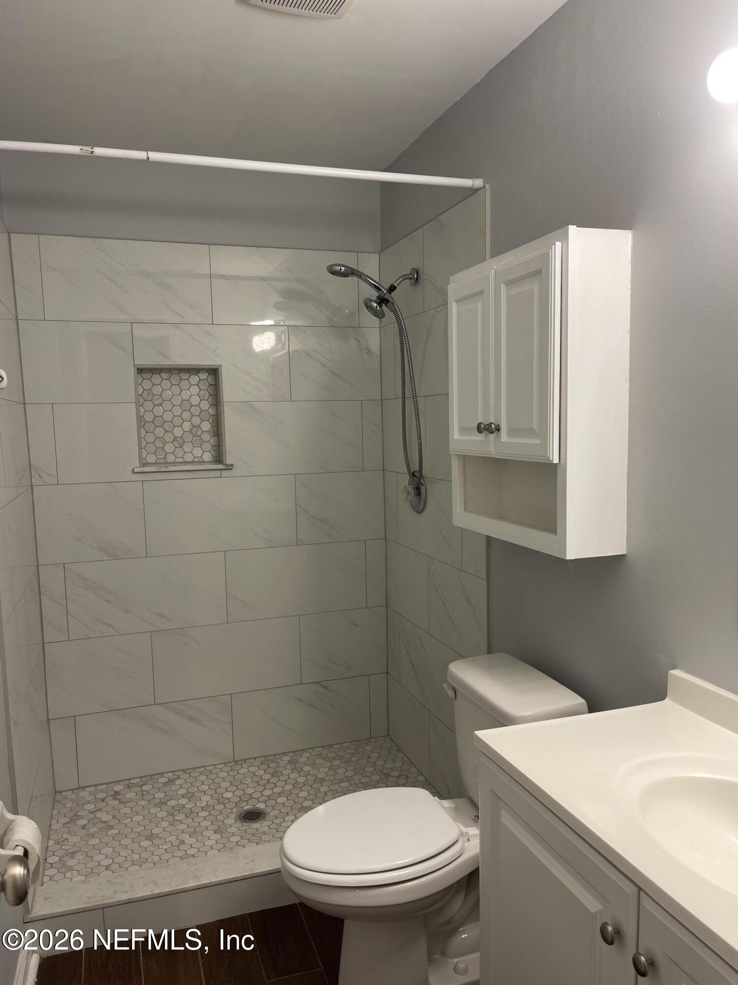 3270 Ricky Drive, Unit 303 Jacksonville, FL 32223 - Photo 8 of 16 IMG_8180