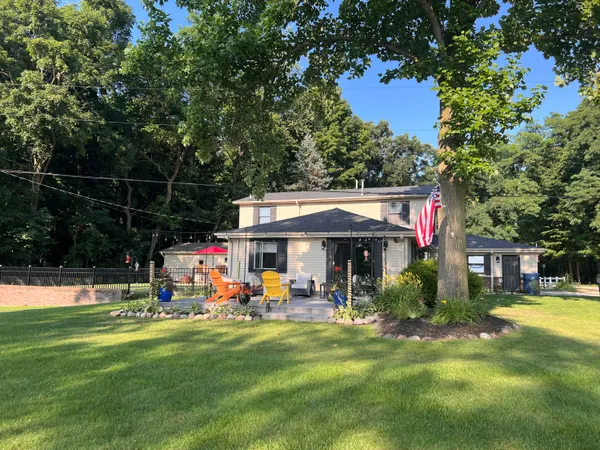 $615,000 | 20070 Parkway Avenue, Three Rivers, MI 49093