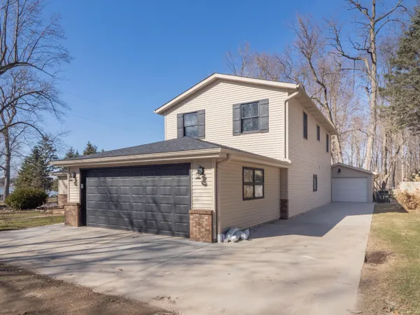 $615,000 | 20070 Parkway Avenue, Three Rivers, MI 49093