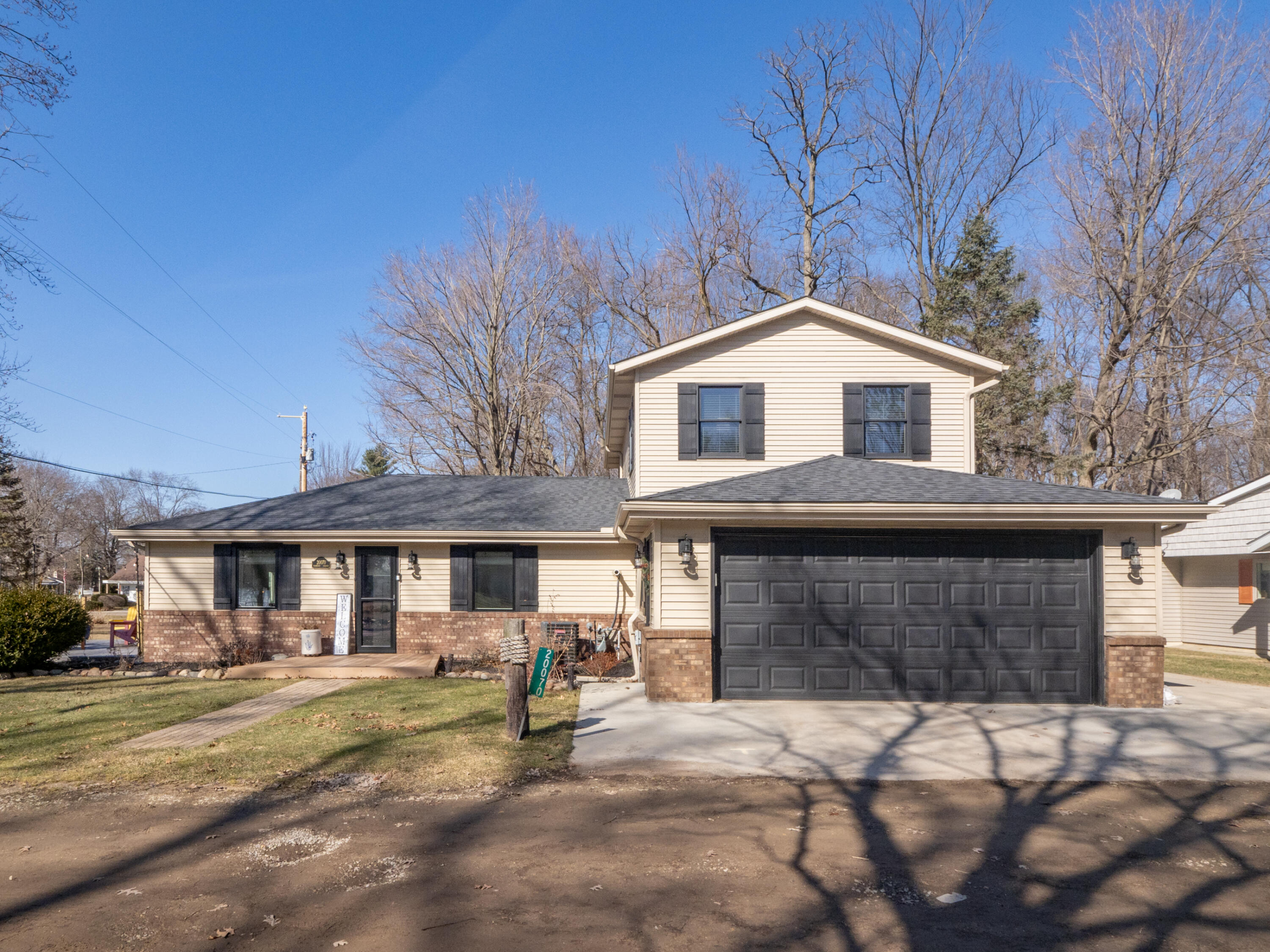 20070 Parkway Avenue Three Rivers, MI 49093 - Photo 3 of 60 20070 Parkway Ave-104