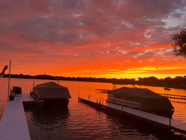 $639,000 | 20070 Parkway Avenue, Three Rivers, MI 49093