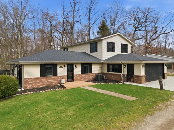 $615,000 | 20070 Parkway Avenue, Three Rivers, MI 49093