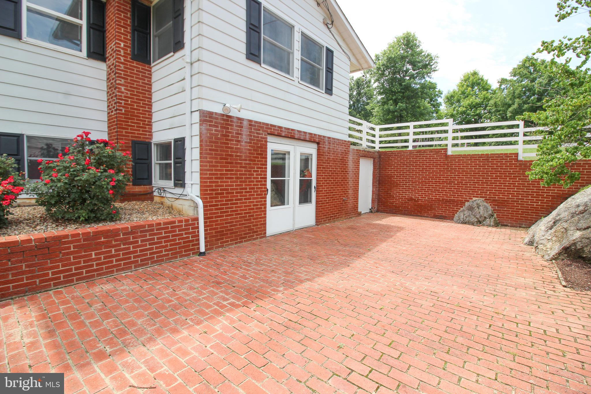 4055 Conicville Road Mount Jackson, VA 22842 - Photo 4 of 42