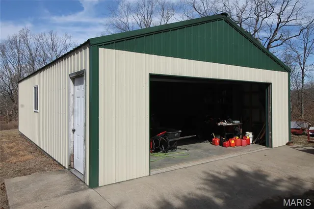 $475,000 | 1038 Mug Drive, Macks Creek, MO 65786