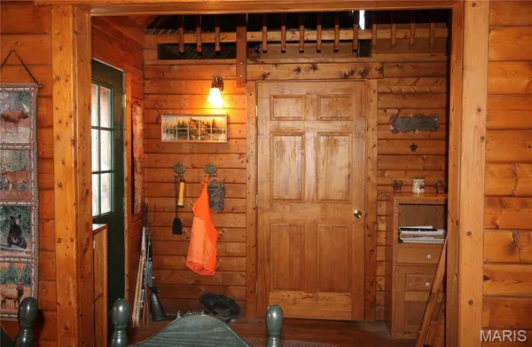 $475,000 | 1038 Mug Drive, Macks Creek, MO 65786