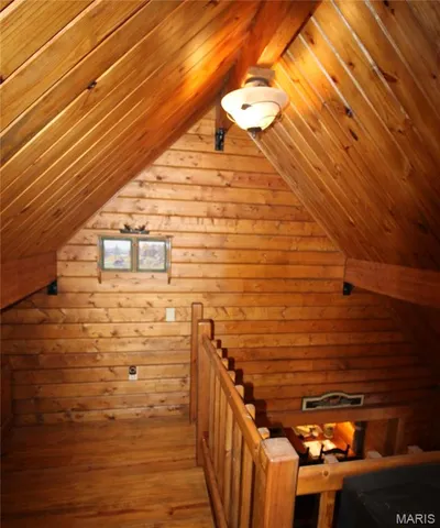 $475,000 | 1038 Mug Drive, Macks Creek, MO 65786