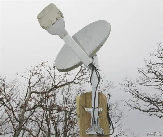 $475,000 | 1038 Mug Drive, Macks Creek, MO 65786