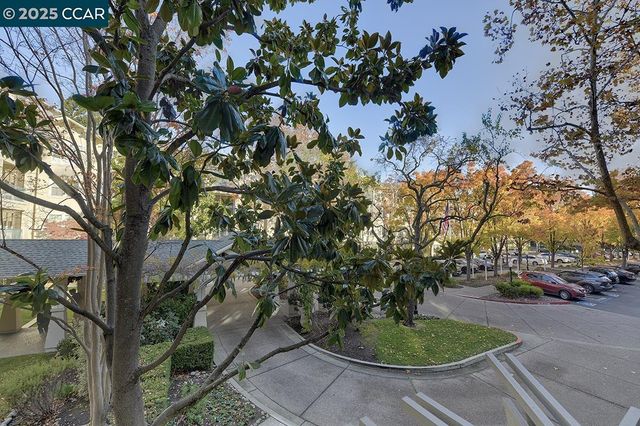 $438,000 | 1860 Tice Creek Drive, Unit 1239, Walnut Creek, CA 94595