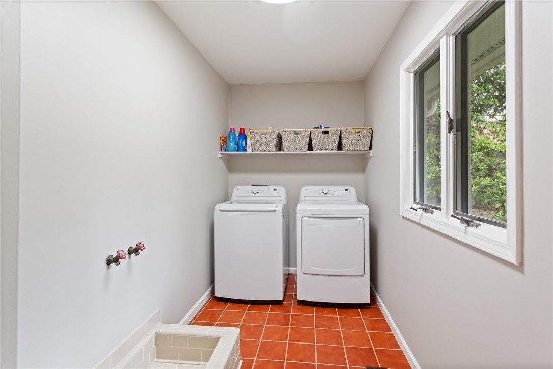 5 High Tide Court Salem, SC 29676 - Photo 23 of 40 This dedicated laundry room features functional space for household chores with ample natural light.