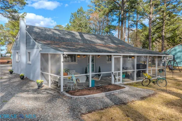 $375,000 | 184 Hazelwood Drive, Urbanna, VA 23175