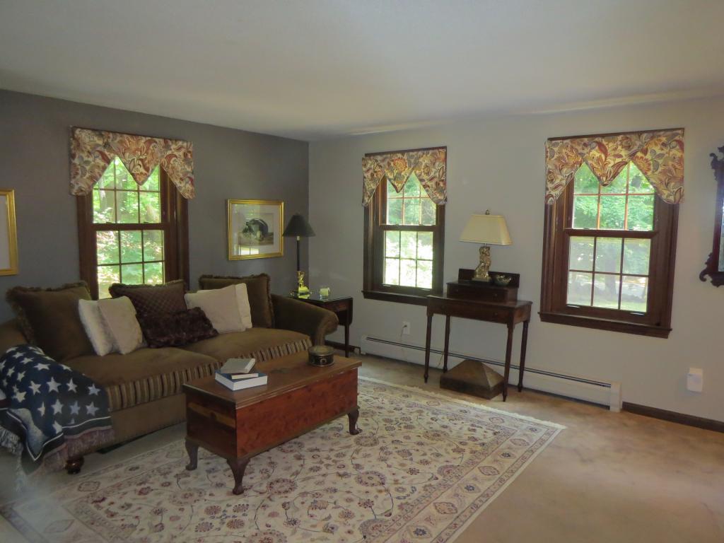 95 Hampstead Road Sandown, NH 03873 - Photo 8 of 16