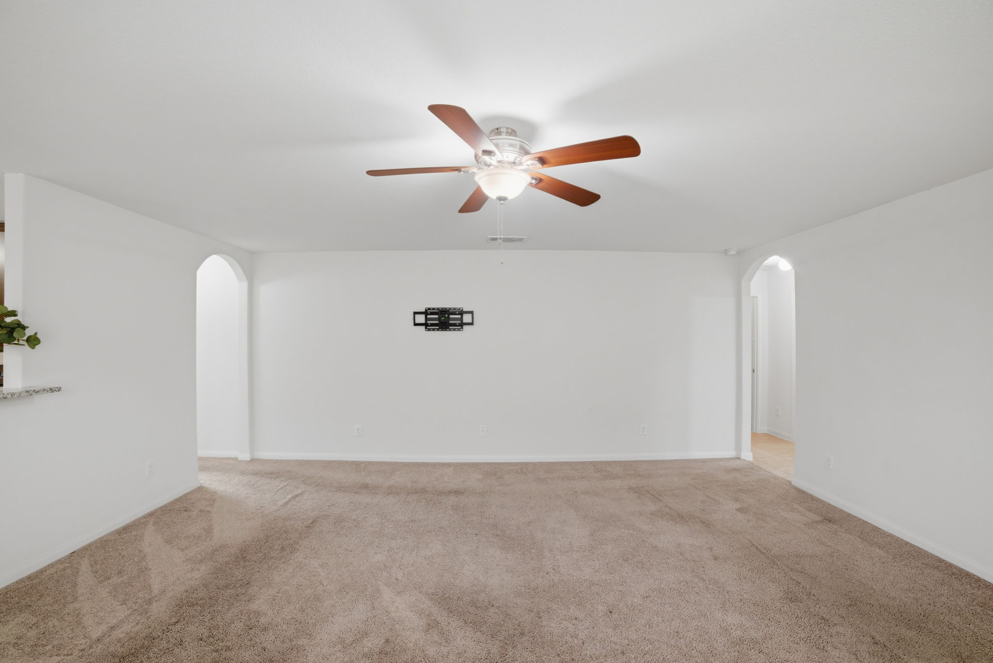 107 Millers Loop Jarrell, TX 76537 - Photo 16 of 31 an empty room