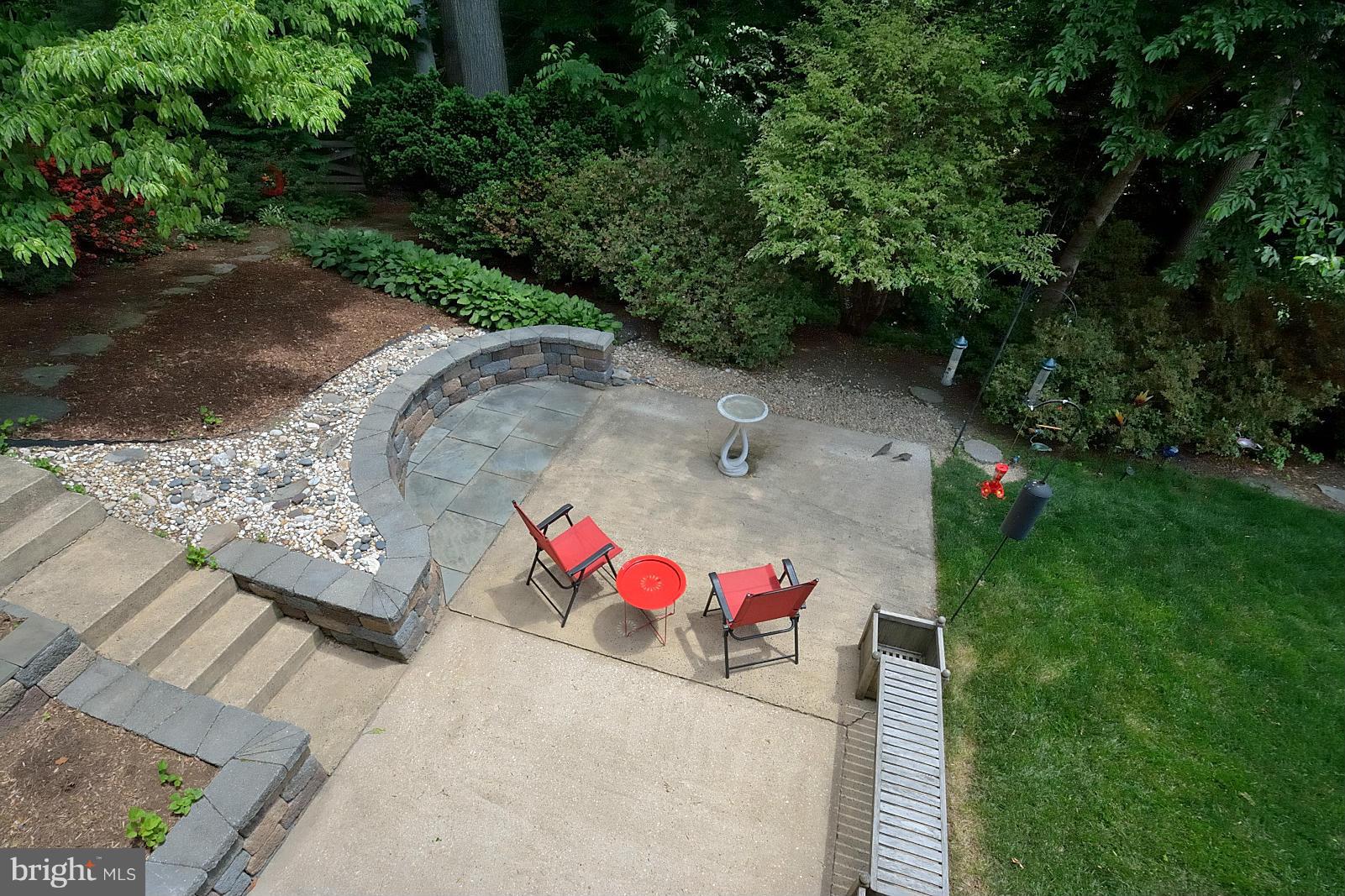 5613 Ravenel Lane Springfield, VA 22151 - Photo 24 of 30 a view of outdoor space and yard