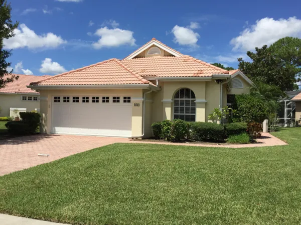$2,500 | 557 Southwest New Castle Cove, Port St. Lucie, FL 34986