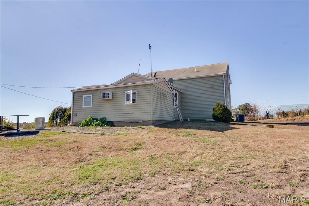 15176 Lageman Road Godfrey, IL 62035 - Photo 48 of 61