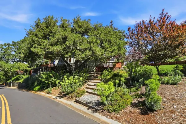 $3,600,000 | 70 Central Avenue, Los Gatos, CA 95030