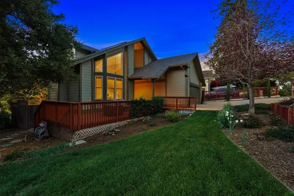 $3,600,000 | 70 Central Avenue, Los Gatos, CA 95030