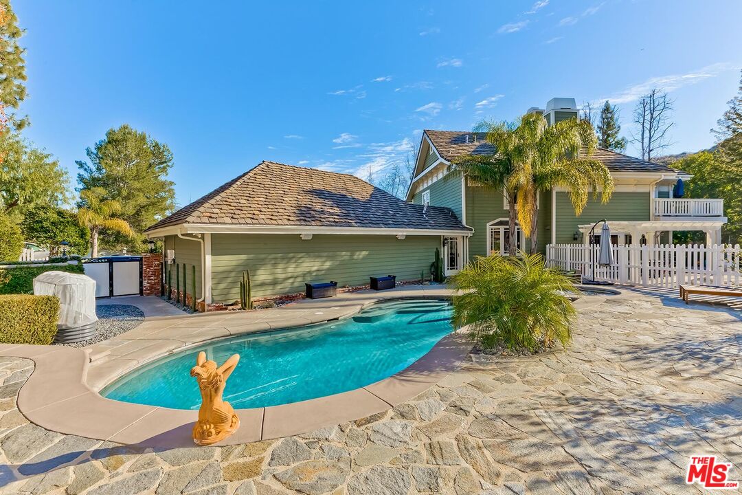 3827 Castle View Road Agoura Hills, CA 91301 - Photo 58 of 74