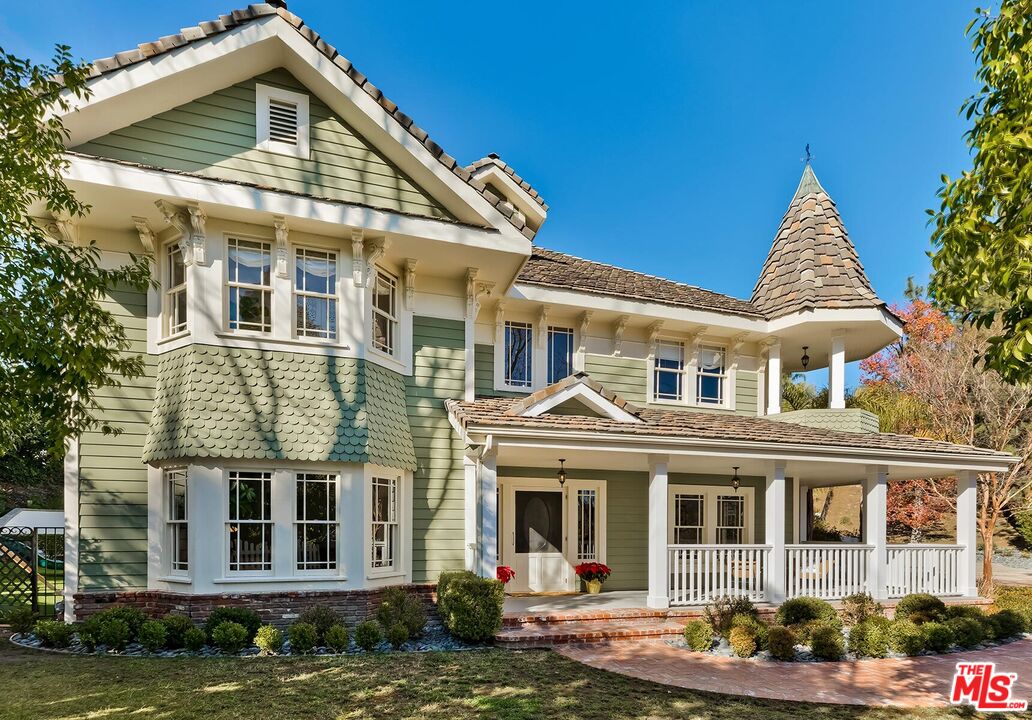 3827 Castle View Road Agoura Hills, CA 91301 - Photo 6 of 74