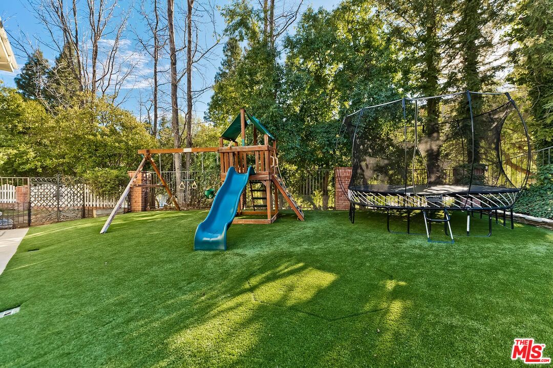 3827 Castle View Road Agoura Hills, CA 91301 - Photo 64 of 74