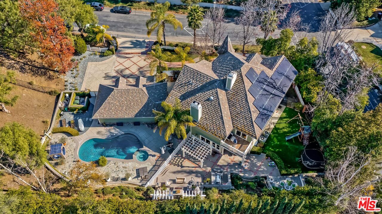 3827 Castle View Road Agoura Hills, CA 91301 - Photo 70 of 74