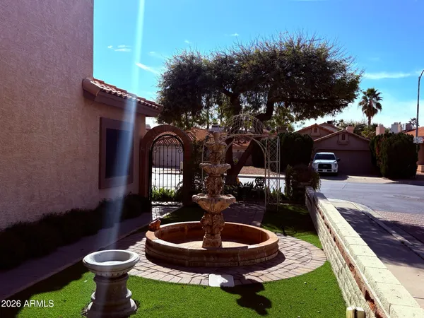 $493,000 | 1636 East Villa Theresa Drive, Phoenix, AZ 85022