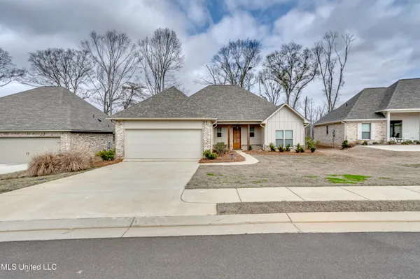 $389,999 | 212 Birch Lane, Unit LOT 25, Canton, MS 39046