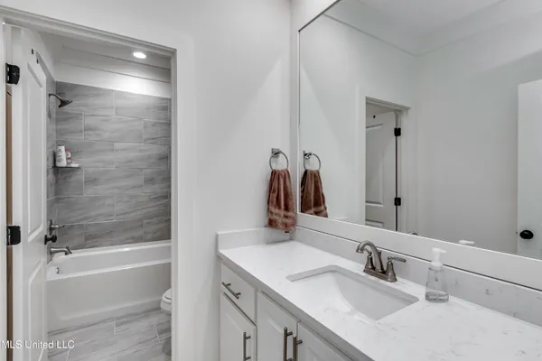 $389,999 | 212 Birch Lane, Unit LOT 25, Canton, MS 39046