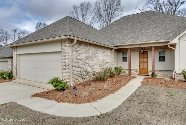 $389,999 | 212 Birch Lane, Unit LOT 25, Canton, MS 39046