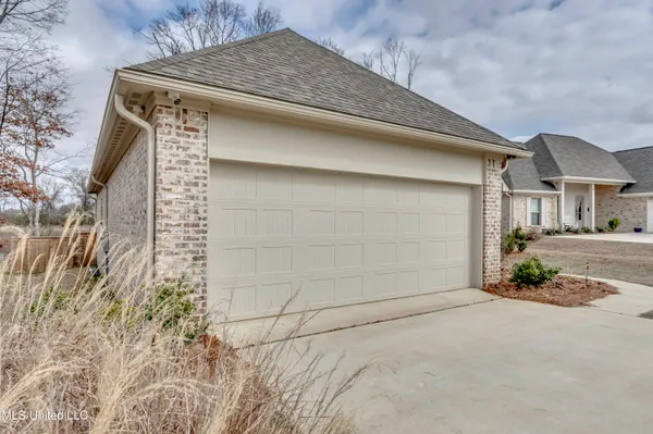 $389,999 | 212 Birch Lane, Unit LOT 25, Canton, MS 39046