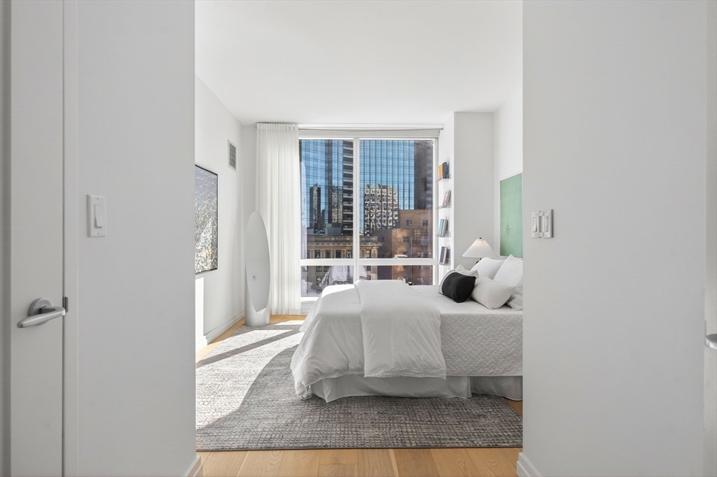 1 Franklin Street, Unit 1408 Boston, MA 02110 - Photo 20 of 37