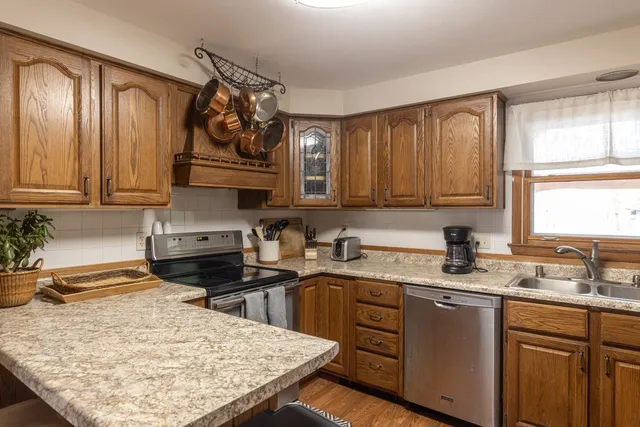 $339,900 | 1344 Fatima Street, Menasha, WI 54952