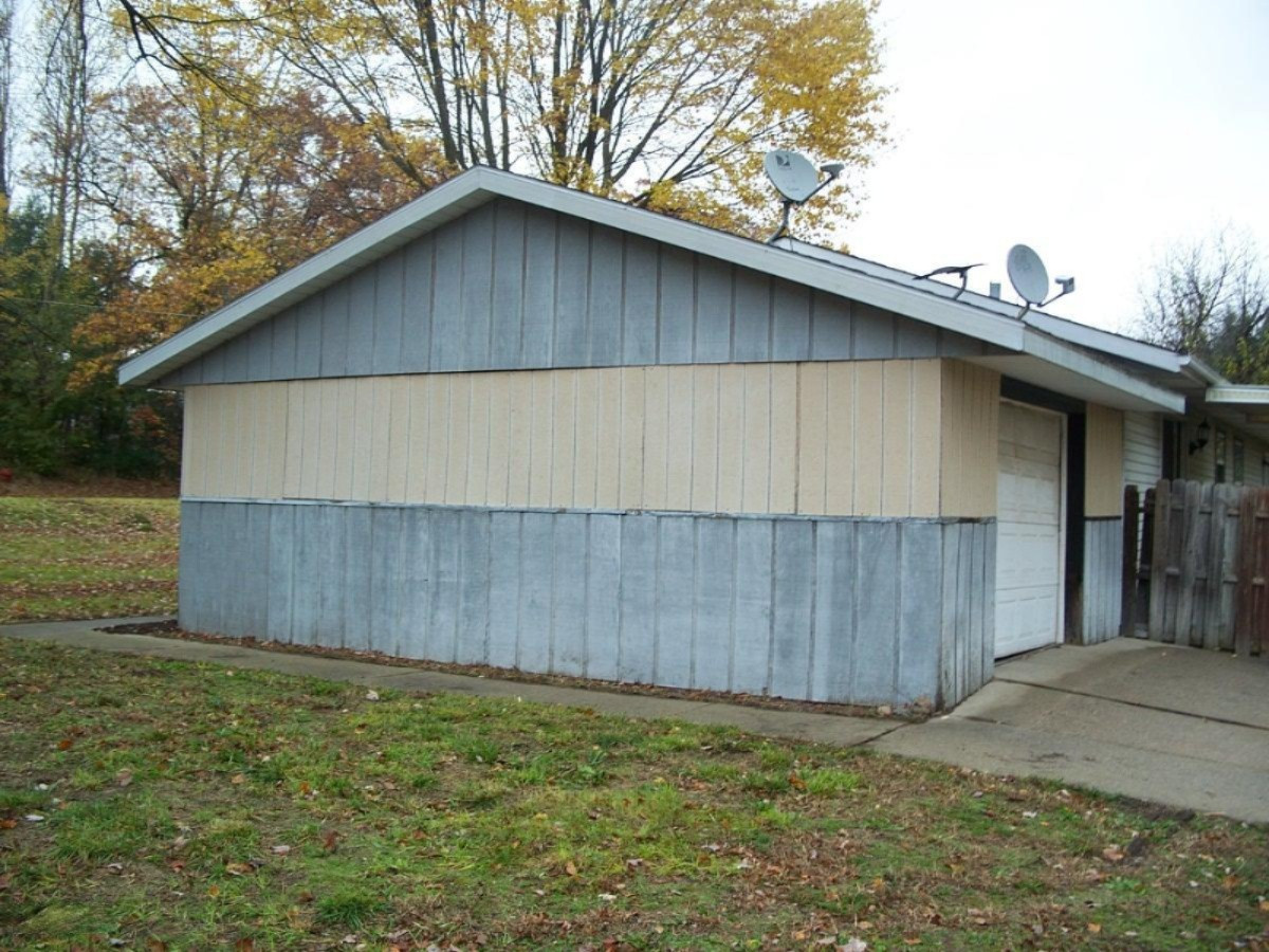603 Merrick Street Belding, MI 48809 - Photo 3 of 10 10-30-16 (11)