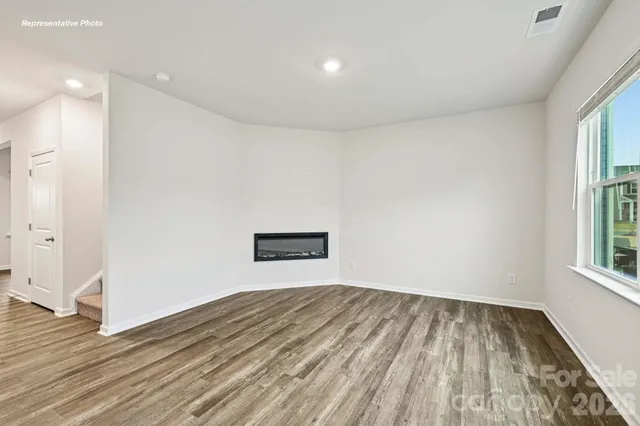 $381,090 | 764 14th Ave Court Northeast, Hickory, NC 28601