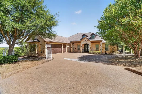 $749,900 | 6305 Carnegie Court, Cleburne, TX 76033