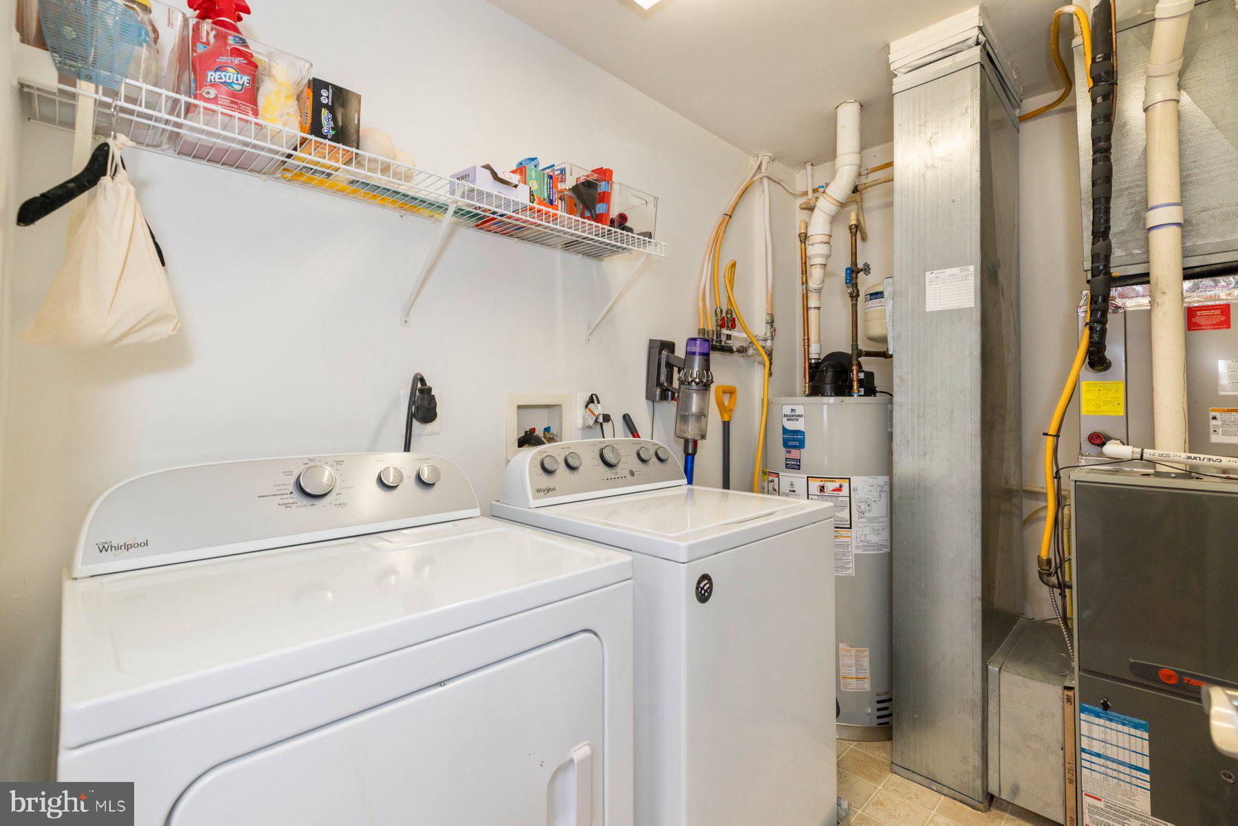 4800 Coyle Road, Unit 201 Owings Mills, MD 21117 - Photo 21 of 24 Washer & dryer in unit
