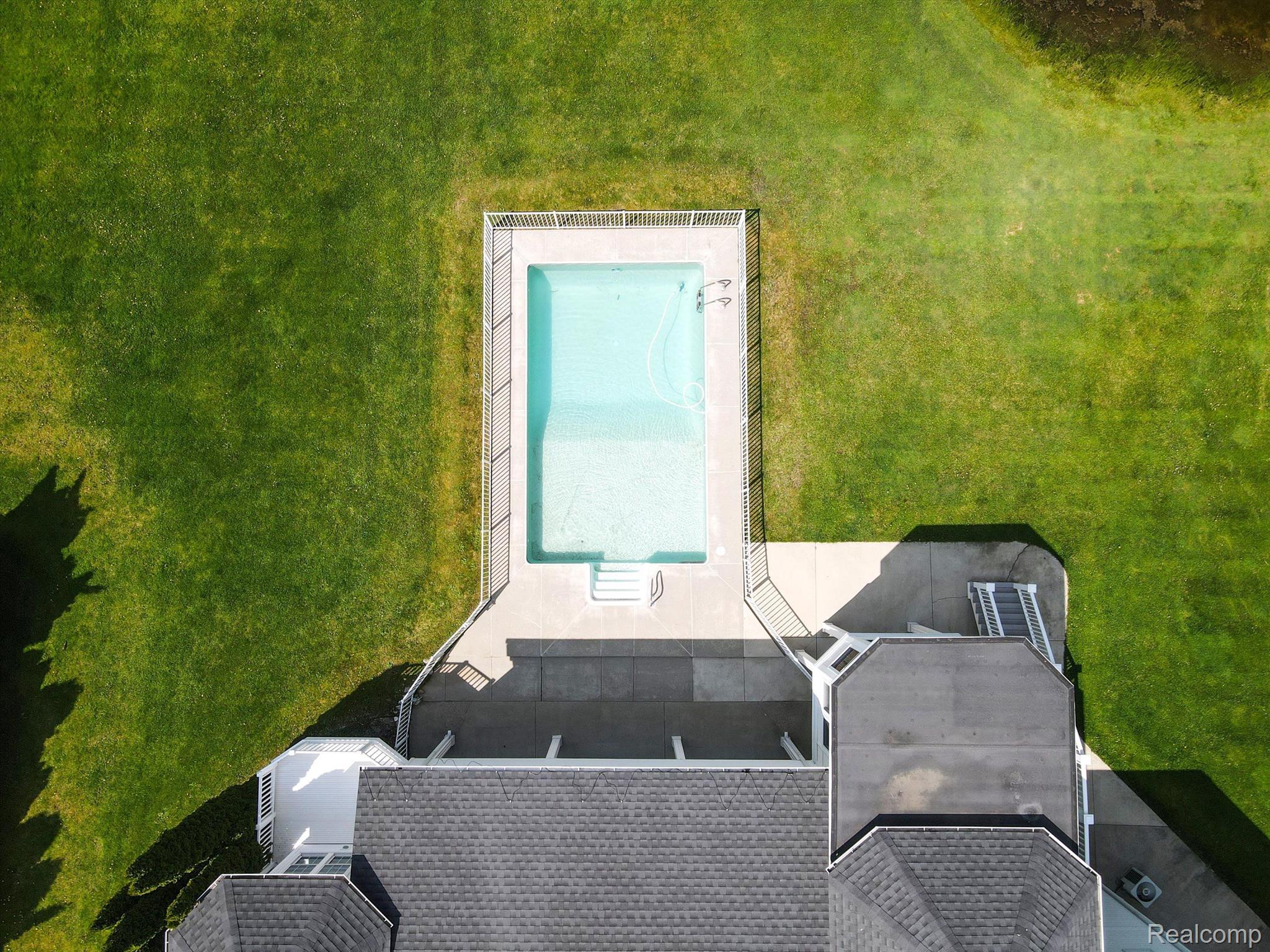 10333 Gibbs Road Clarkston, MI 48348 - Photo 13 of 87 Gallery Image 13