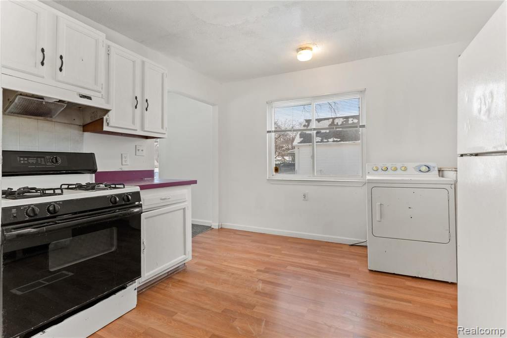 26039 Lehigh Street Inkster, MI 48141 - Photo 7 of 17