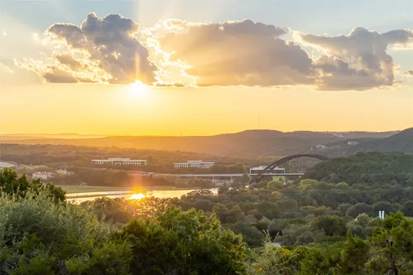 $1,029,000 | 5926 Northwest Place, Austin, TX 78731